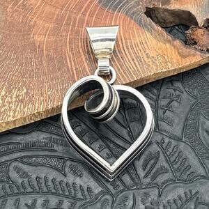 TOM HAWK Navajo Sterling Silver Twisted Heart Pendant Railroad Track Design
